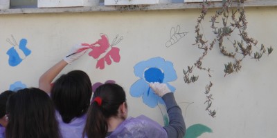 I bambini dipingono i muri